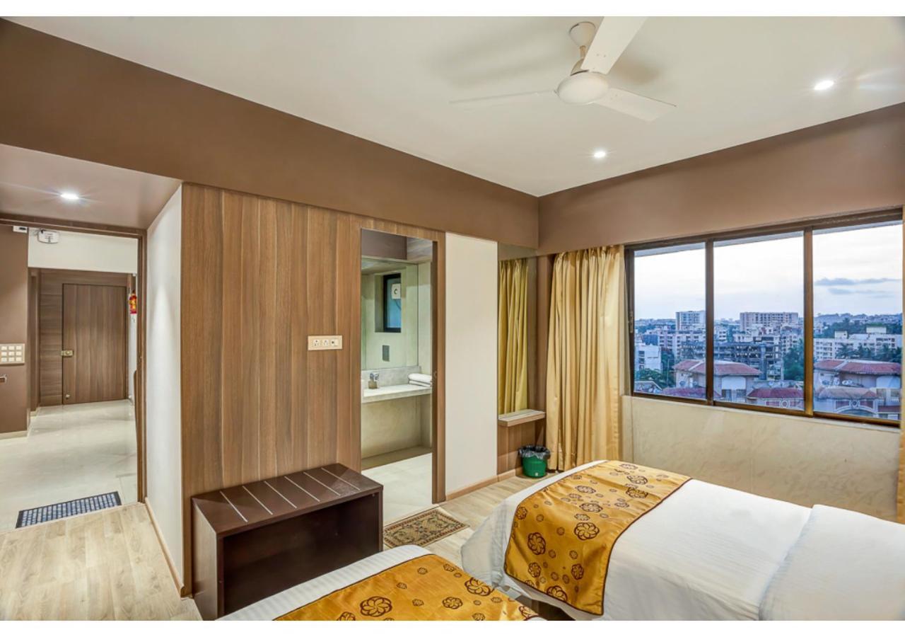 Ashok Deluxe Apartments, Marol Andheri East Mumbai  Buitenkant foto