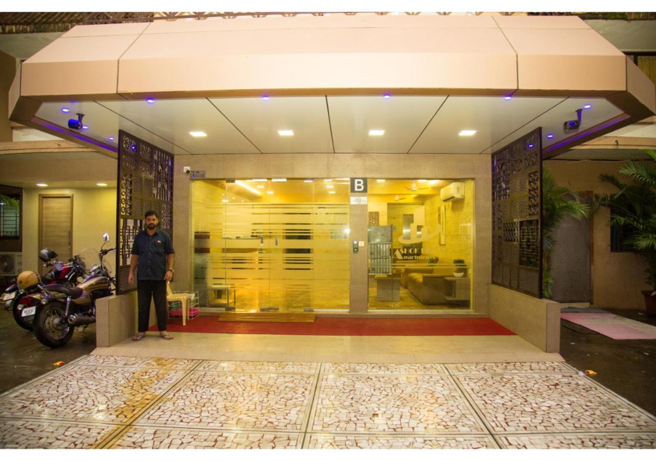 Ashok Deluxe Apartments, Marol Andheri East Mumbai  Buitenkant foto